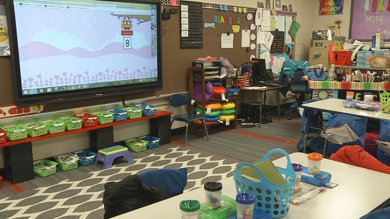 COVID-19 case identified at Parkwood Elementary in Clarksville, Indiana